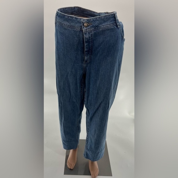 Women's Denim Relaxed Fit Blue Jeans – Size 24W P - Picture 3 of 5